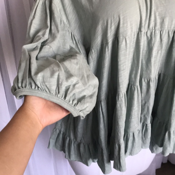 Oversized Ruffle Boho Top - Picture 2 of 5